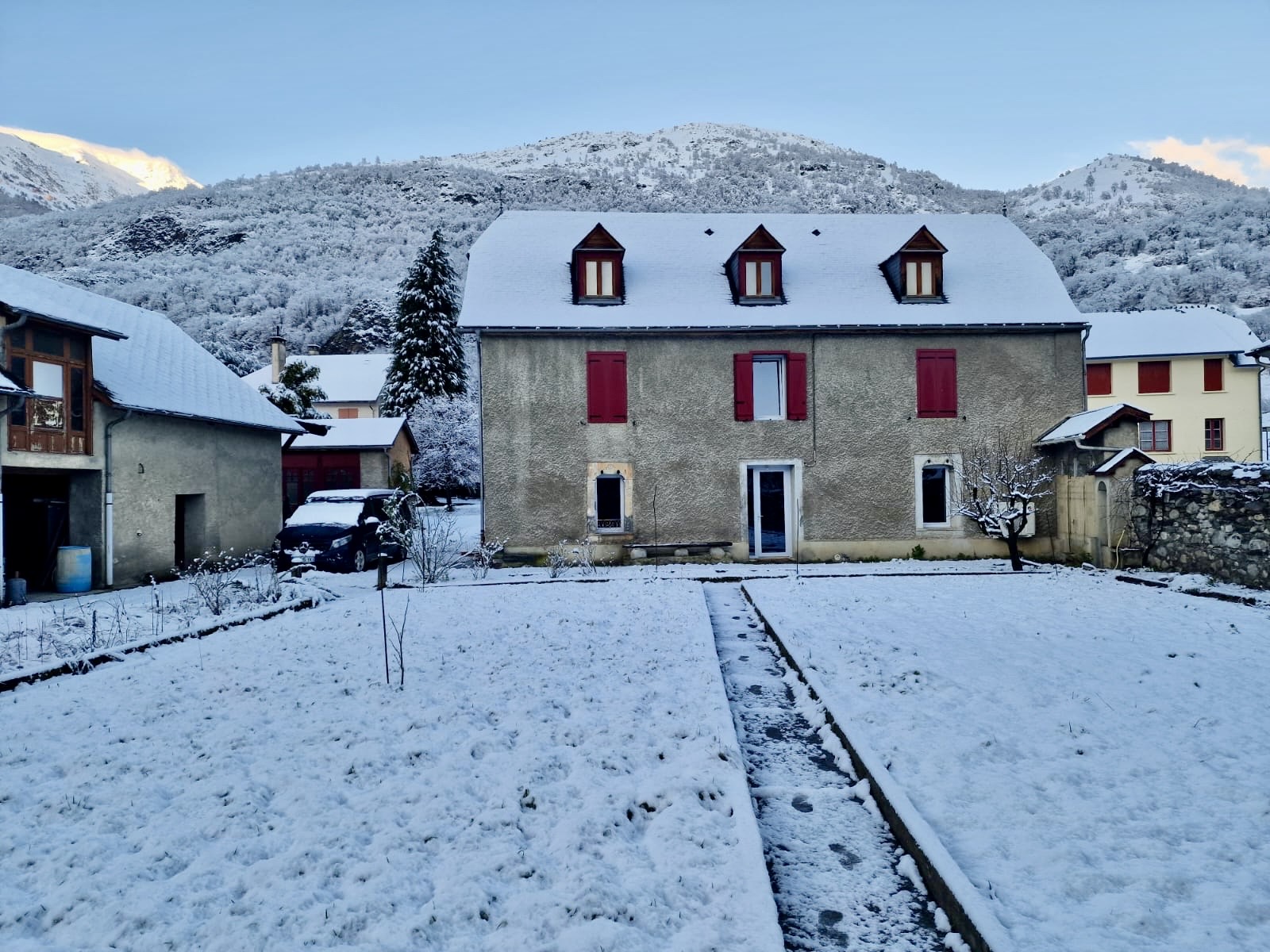 La Maison des Lys côté jardin